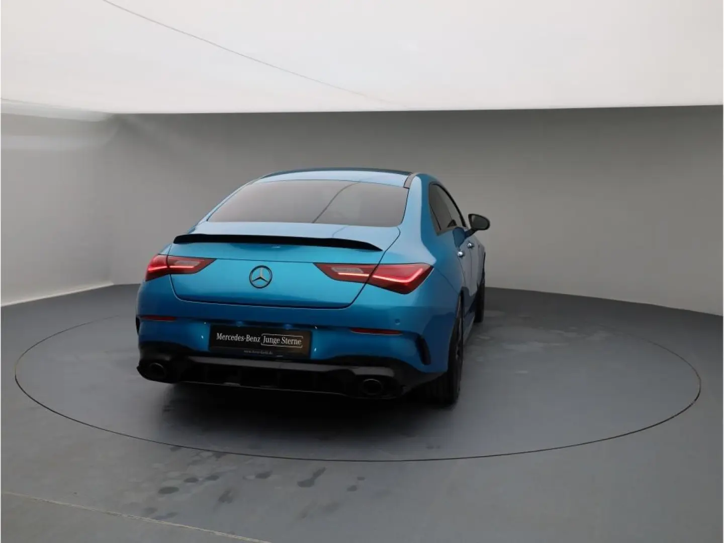 CLA 35 AMG 4M Night Aero Pano Stdhzg Perfo-Sitze