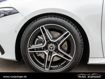 A 220 Lim. 4M AMG Line *AHK*MBUX*Pano*KeyGo*HUD*