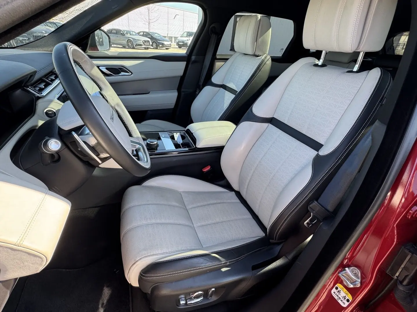 Range Rover Velar R-Dynamic HSE