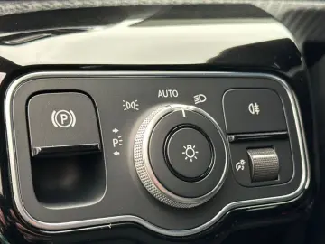 CLA 180 d*Navi&Kamera*LED*PDC v+h*Alu*Garantie*