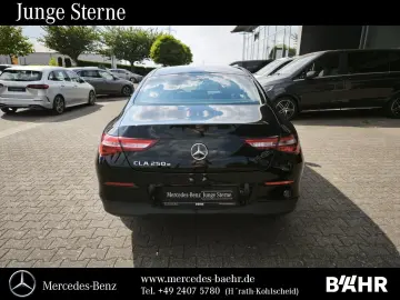CLA 250 e MBUX-Navi/Parktronic/SHZ/Tempomat/17