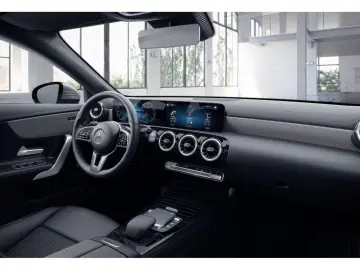 CLA 180 +PROGESSIVE+NAVI+LED+KAMERA