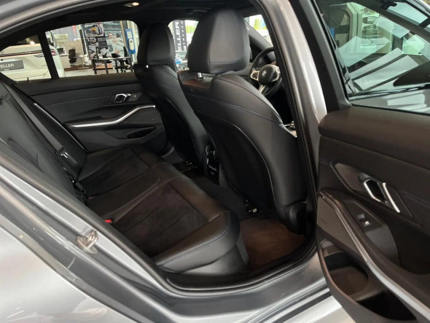 320i xDrive Sportpaket Bluetooth Navi LED Klima