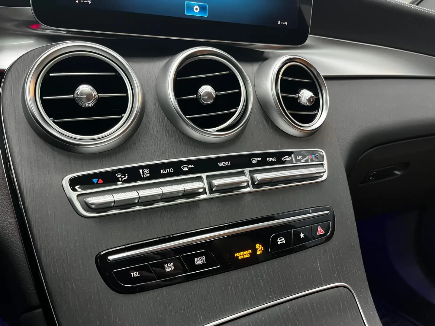 Mercedes-Benz GLC Coupe 300 4Matic 9G-TRONIC AMG Line