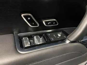 Range Rover Edition P510e First Edition
