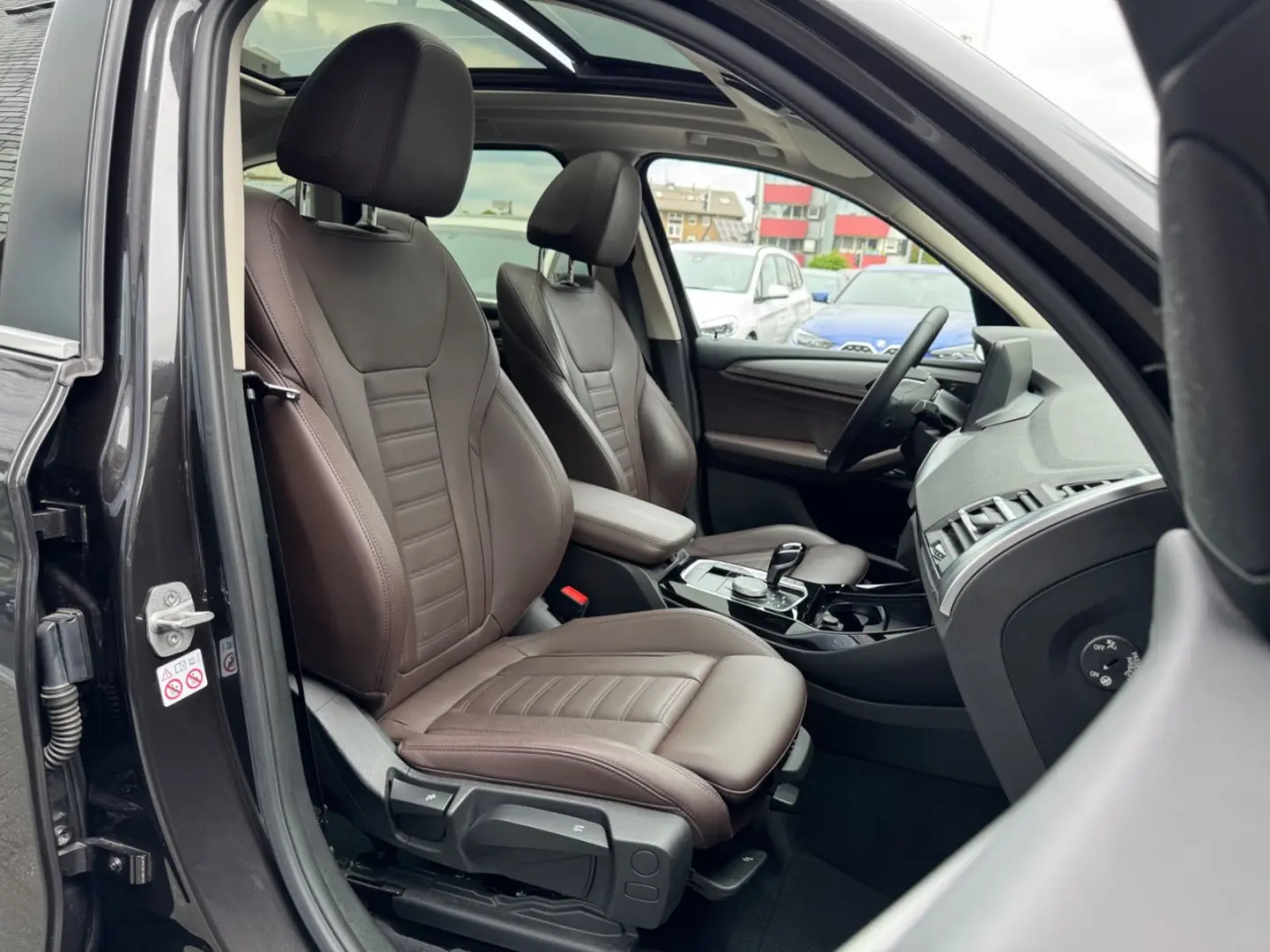 X3xDrive30d PANO*ACC*StHz*R-Cam*Leder*LenkHz*AHK