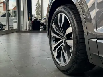 Touareg R-Line 4M 3.0TDI 