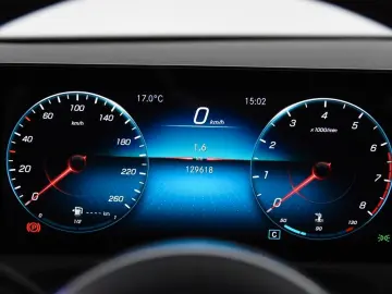 CLA 180 AMG-Line *1.Hand*2x AMG*AHK*