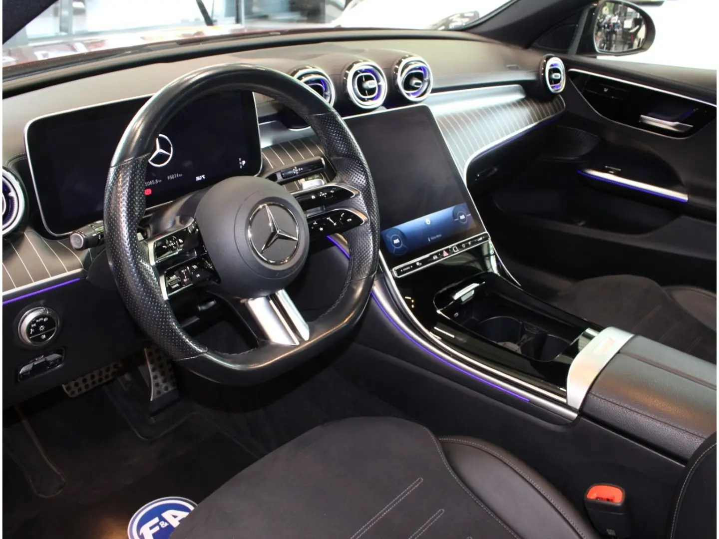 C 200 AMG Line R.Kamera+Pano+AppleCarPl+Designo