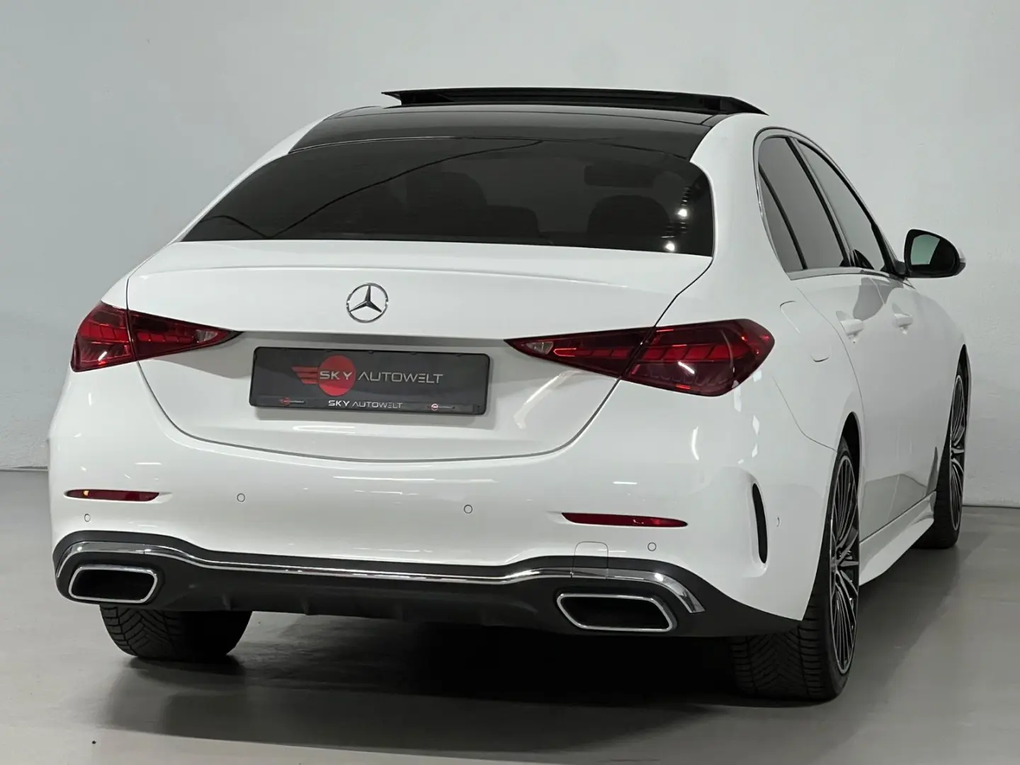 C -Klasse 4Matic/AMG LINE/LED/PANO/19 ZOLL