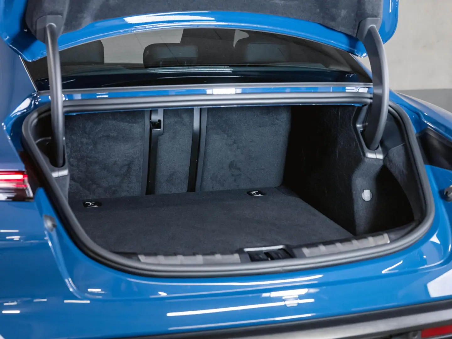 Taycan 4S Sport Design Paket Performancebatterie