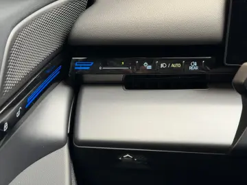 520d xDrive ACC LED Sthz. SHZ 4ZK 3D Kamera QI