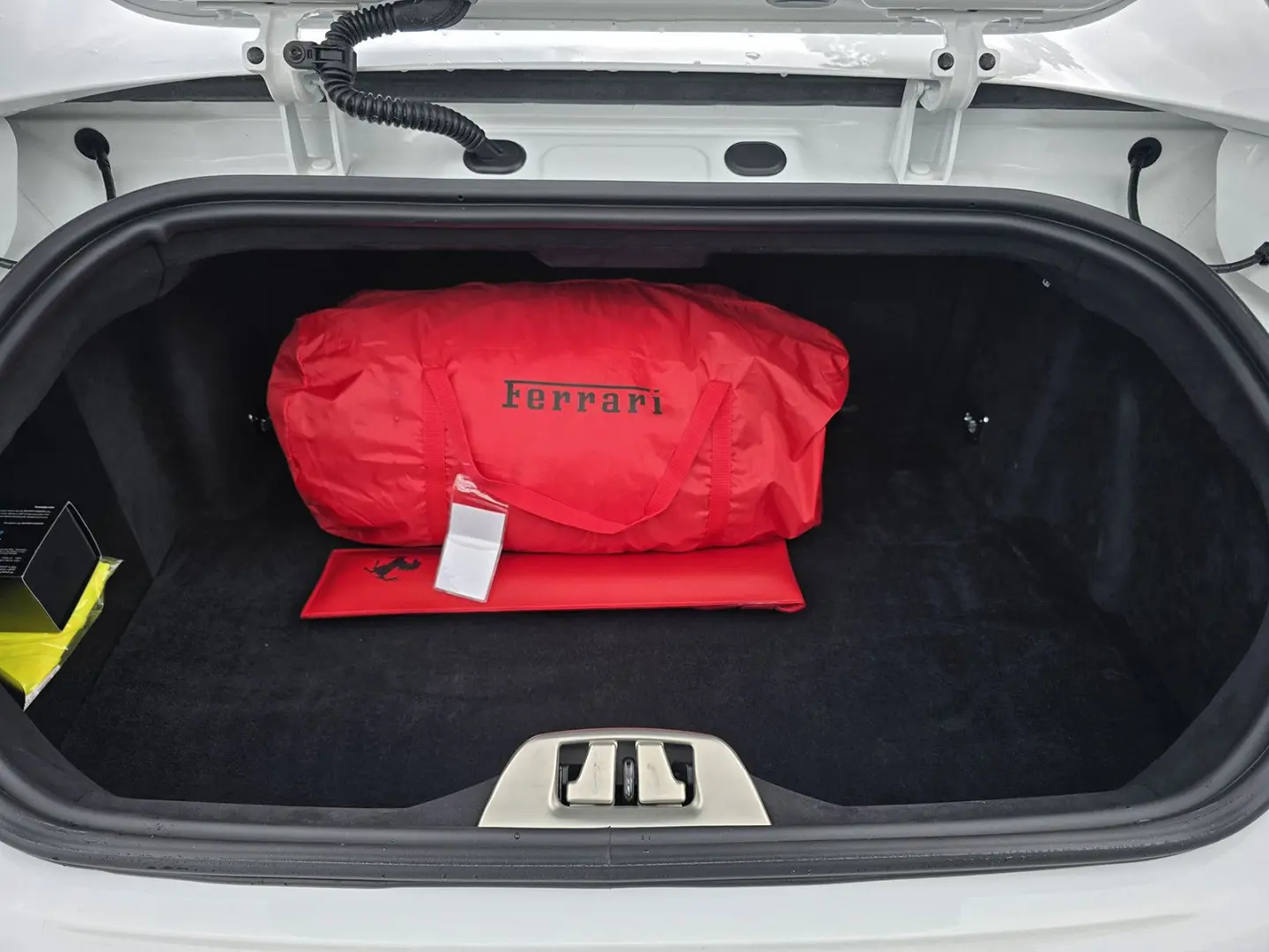 812 GTS *Carbon*Leder Rosso / Rot*1. Hand*