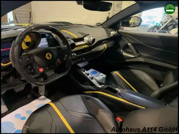 812 Superfast 6.5l V12 / LIFT / KAMERA / JBL