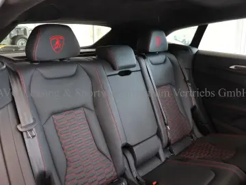 Urus S 1.HD/DT/FULL/AKRAPO/CARBON/