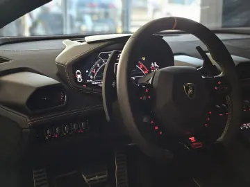 Huracán Tecnica LP640-2 (LIFT/SENSONUM/CAM/STYLE
