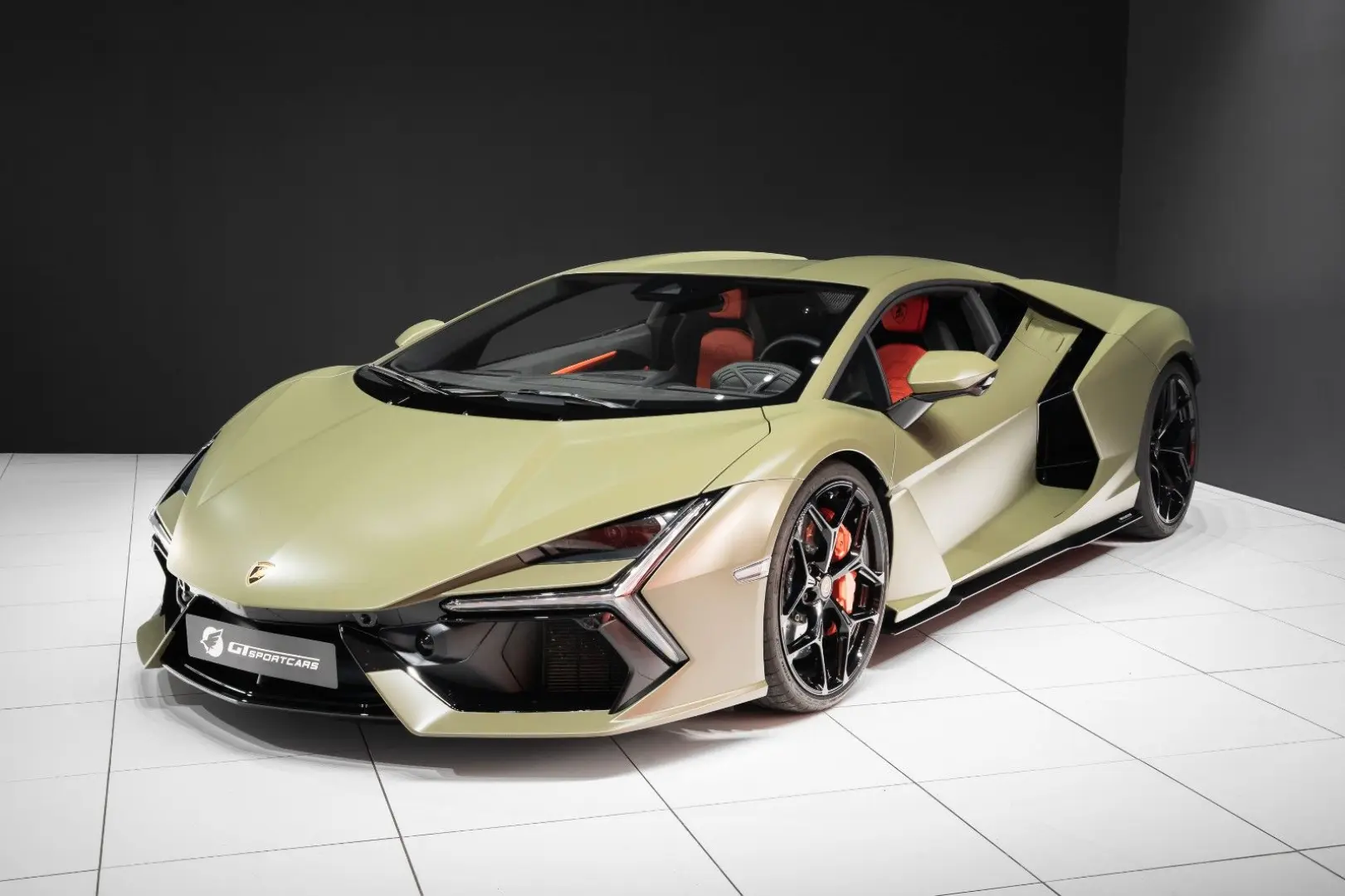 Revuelto 6.5 V12 Verde Turbine AdPersonam