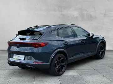 Formentor VZ 2.0 TSI 4DRIVE MATRIX+NAVI+SHZ+360