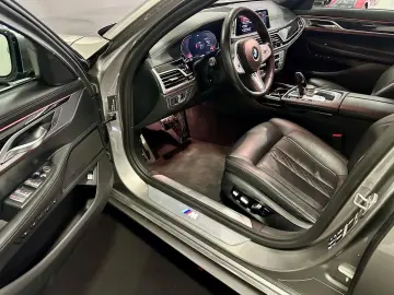 750 i xDrive M Sport *LED*MASSAGE*HUD*SHADOW*KAM