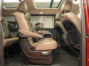 Mercedes Benz V300d Long 4M AMG Line