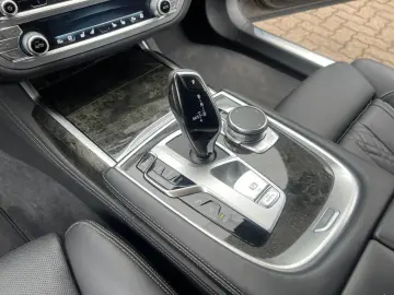 750Li xDr M SPORT ExecutiveDrive Night ExeLounge