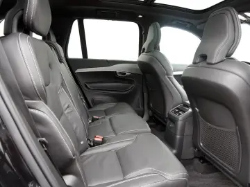 XC90 2.0 Plus Bright Recharge Plug-In Hybrid AWD