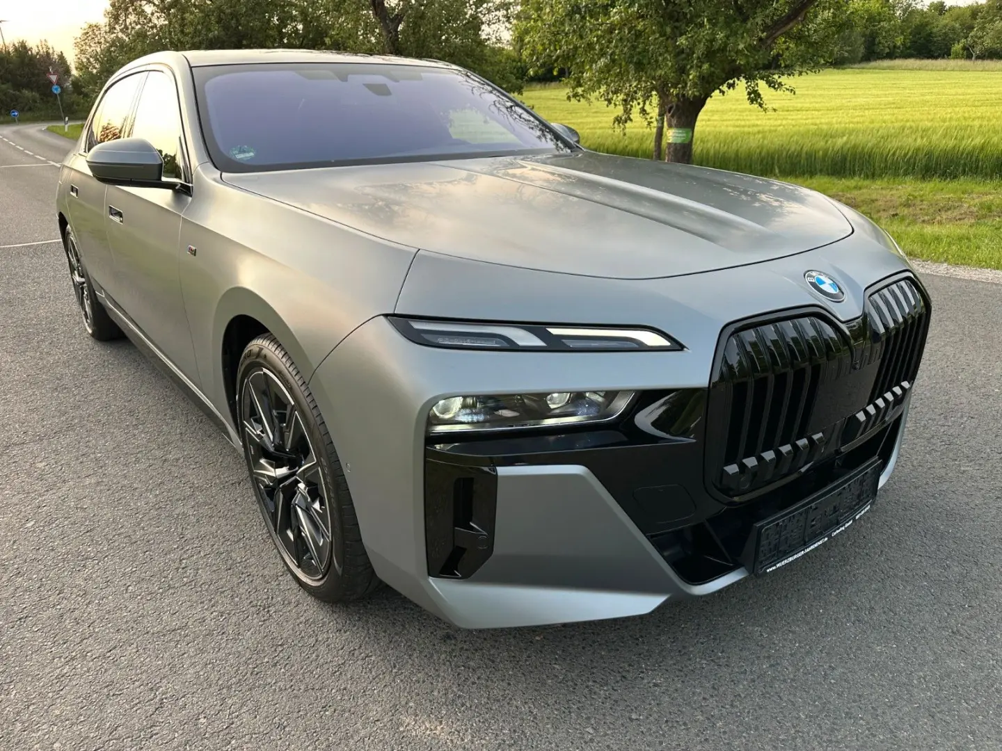 740d x-Drive M-Sport Paket B&W Panorama