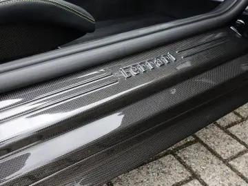 812 GTS | Carbon in/ex, Racesitze, Pass. display