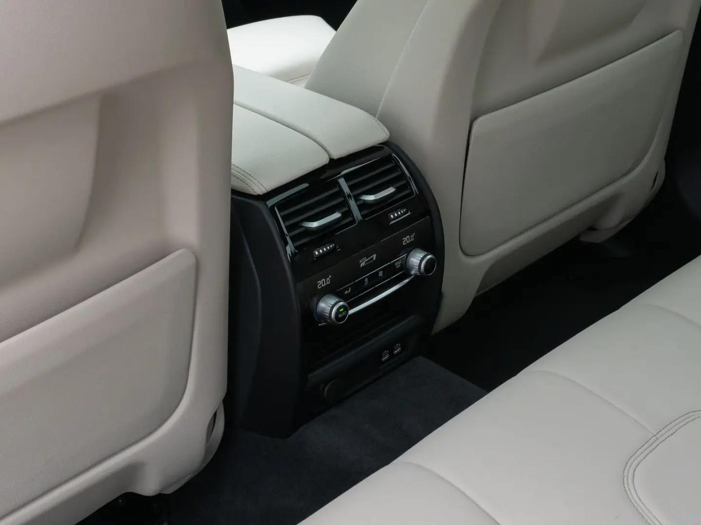 540i xD M Sport Glasdach Kamera HUD DAB H/K 19