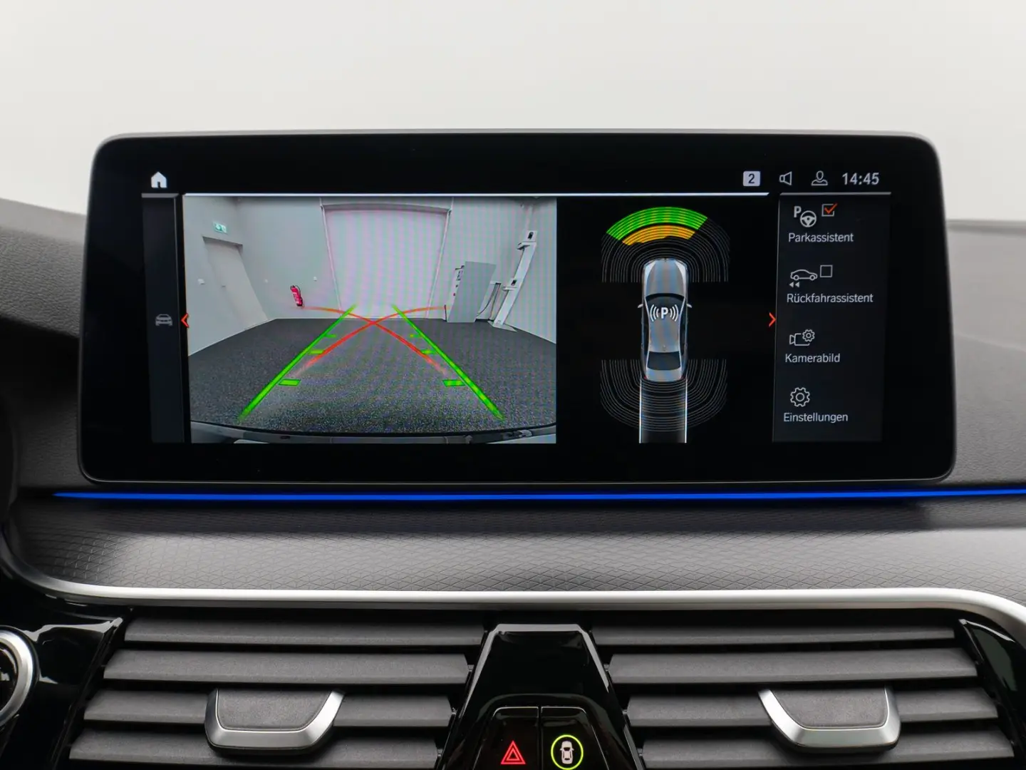 540i xD M Sport Glasdach Kamera HUD DAB H/K 19