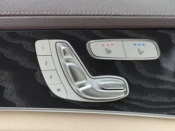 C 300 4M*AMG*ACC*PANO*360*MASSAGE*MEMORY