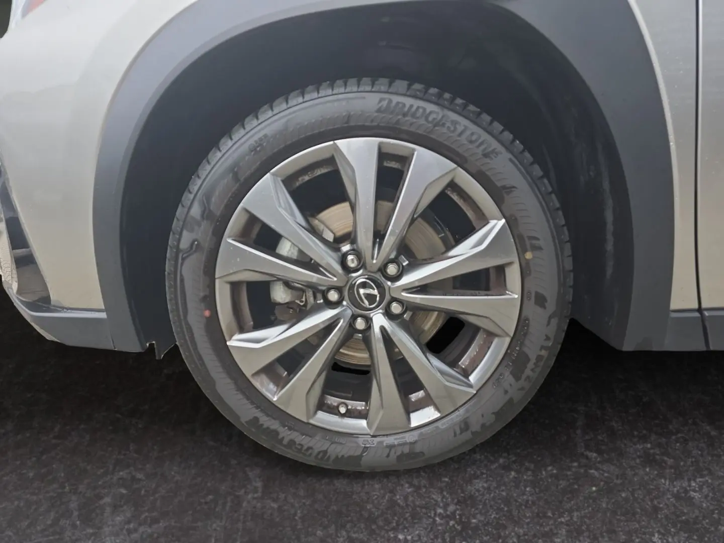 UX 250h F SPORT Design *Bi-LED*ACC*CAM*SHZ*PDC*