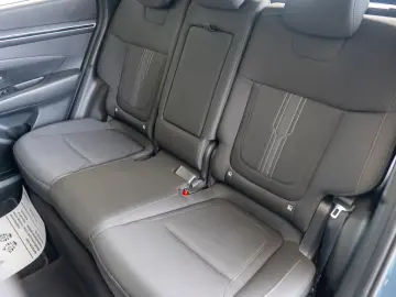 Hyundai Tucson 1.6CRDI DCT7 Hybrid 48v  Business