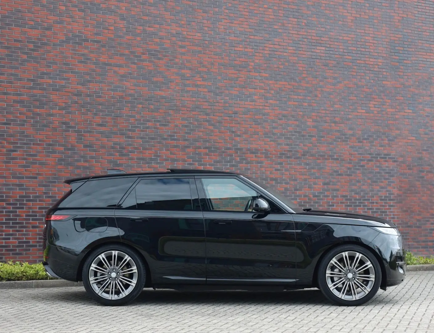 Range Rover Sport P440e Dynamic *Pano*AHK*360*