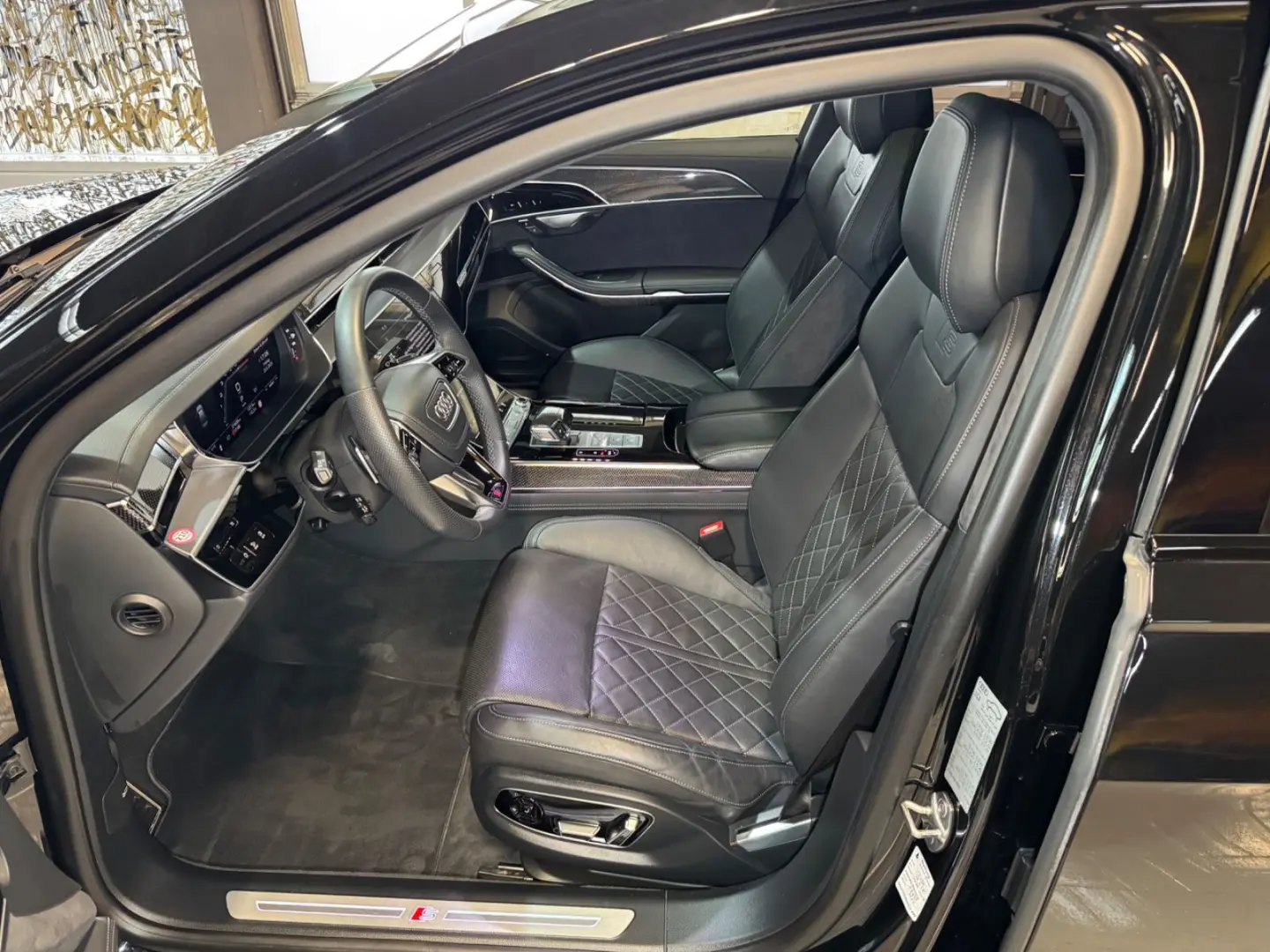 S8 4.0 TFSI quattro MATRIX~CARBON~HEADUP~360~B&O