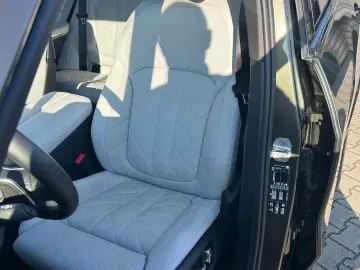 X5 30d M Sport -2Achs-SkyL-BelüSitz-Massage-B&W