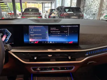 X7 xDrive 40i M Sport~PANO~HUD~KRISTALL~KAMERA