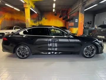 520i M Sport~PANO~LED~KAMERA 360°~HEAD-UP