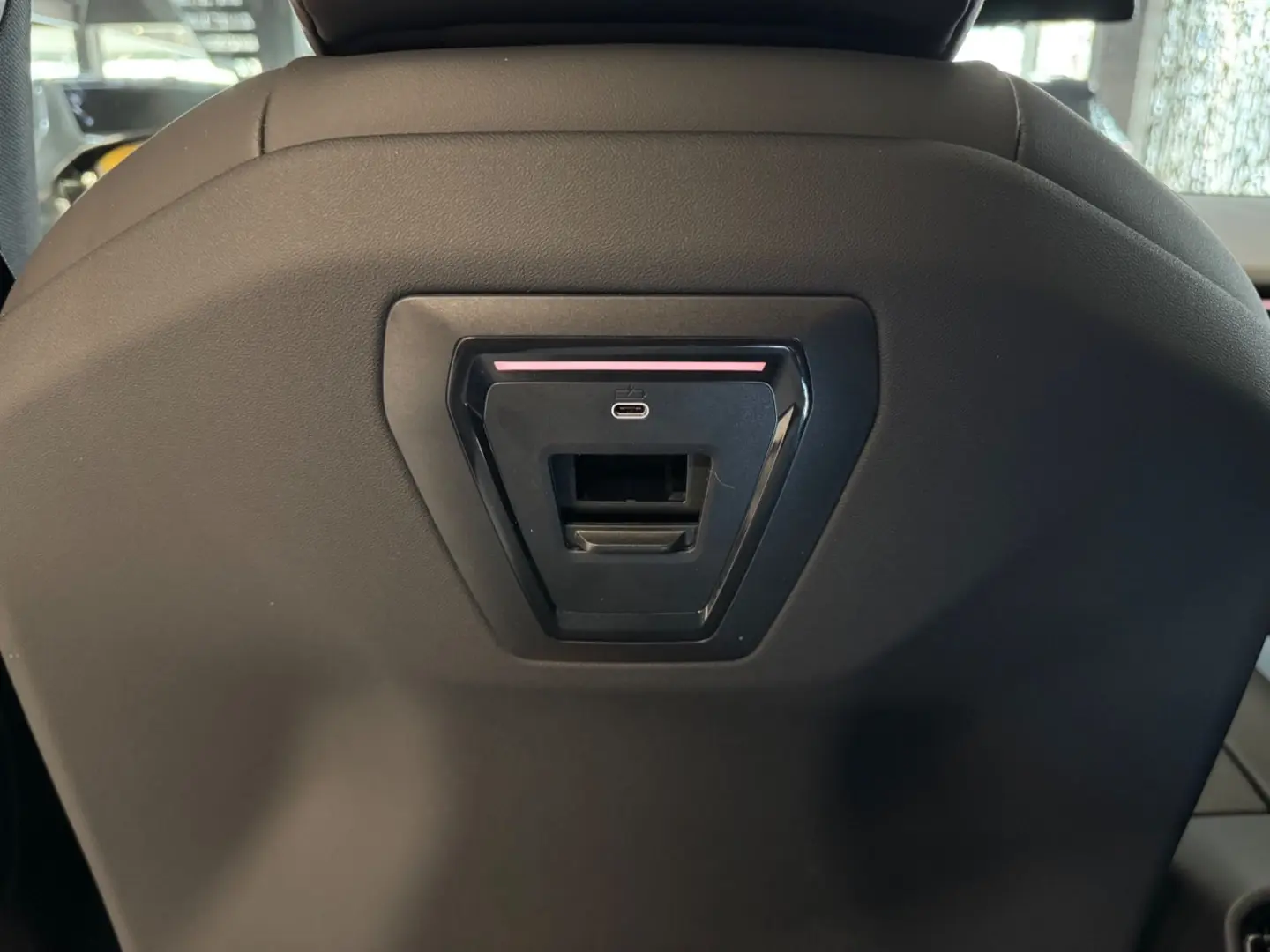 520i M Sport~PANO~LED~KAMERA 360°~HEAD-UP