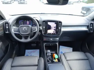 XC40 Ultra B4 Mild-Hybrid/Dark/Pano/H&K/BLIS