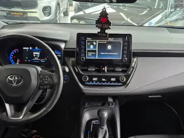 Corolla Touring Team D/HYBRID/EINBRUCHSSCHADEN