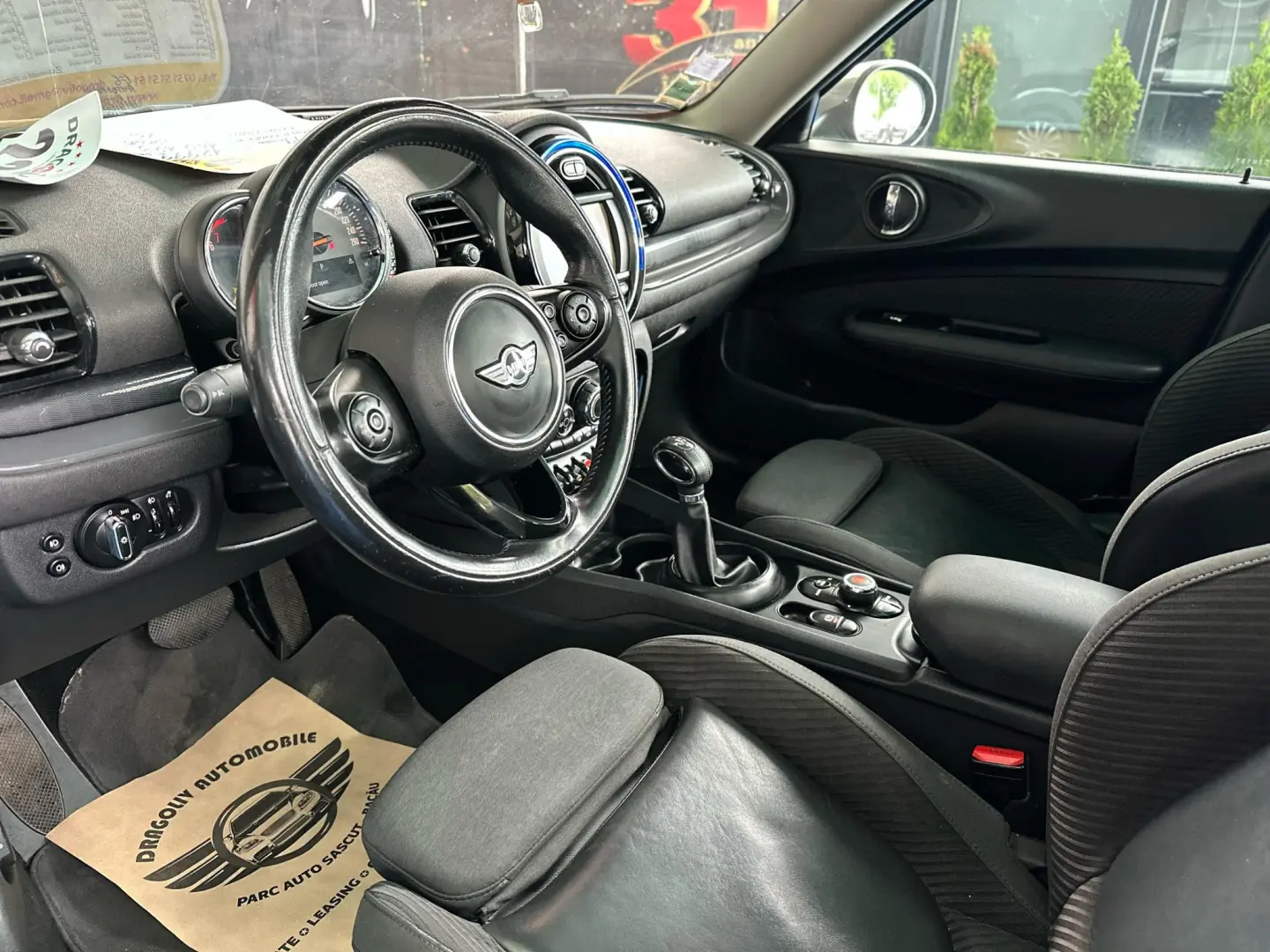 MINI COOPER CLUB MAN