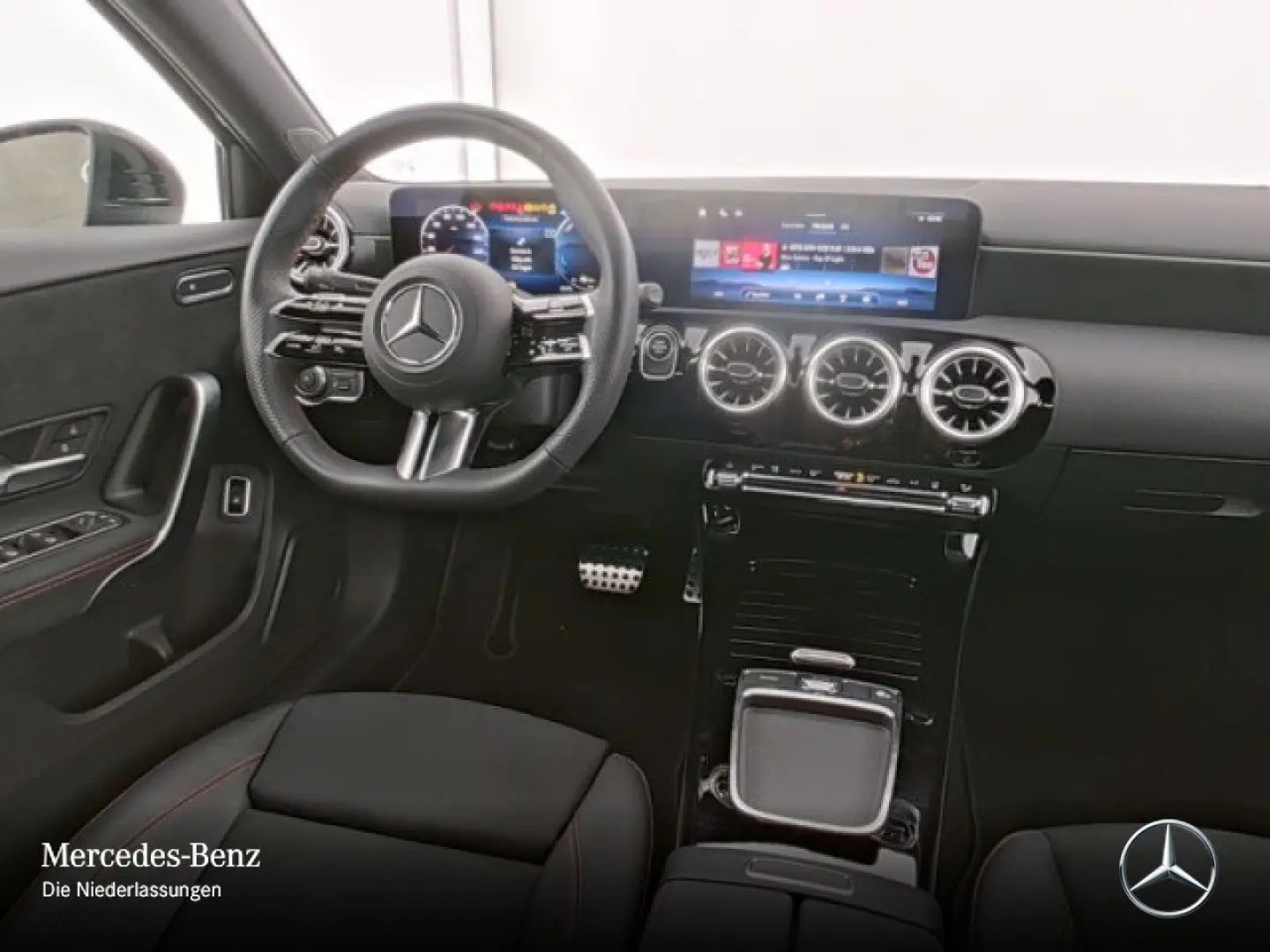 A 250 e Lim. AMG Advanced+/MULTI/Kam/11KW/MBUX