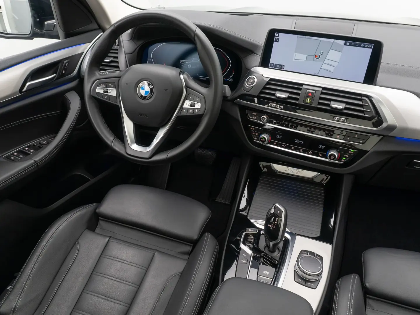 X3 xD20d Luxury Line Kamera HUD DAB Panorama 19