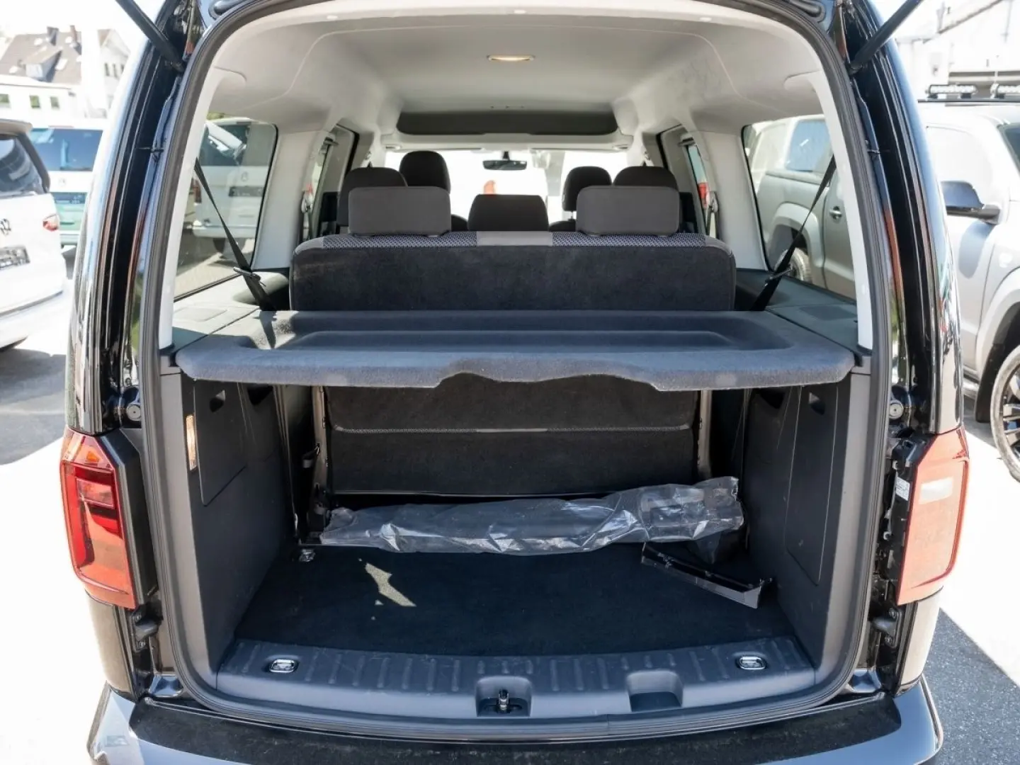 Caddy Maxi Life Maxi 4MOTION+NAVI+ACC+PARKASS