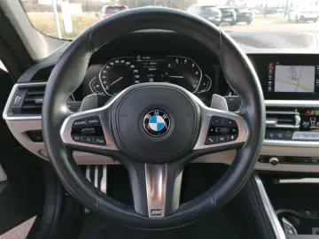 M440i xDrive Coupe Sportpaket 19'' HUD Hifi Lase