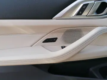 M440i xDrive Coupe Sportpaket 19'' HUD Hifi Lase
