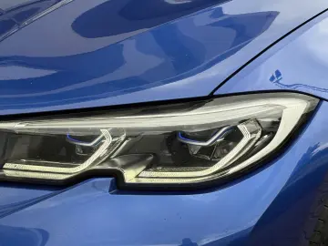 330e xDr*M SPORT*KAM*LASER*HARMAN*HUD*MEMORY*19'