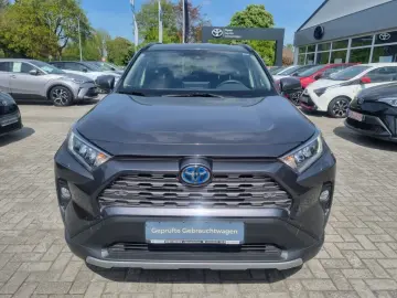 RAV 4 2.5 4x4 Hybrid Team Deutschland