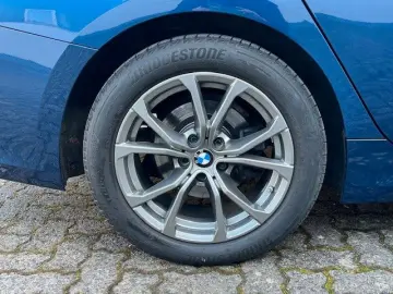 320i Sport Line Automatik Navi,Kamera,ACC